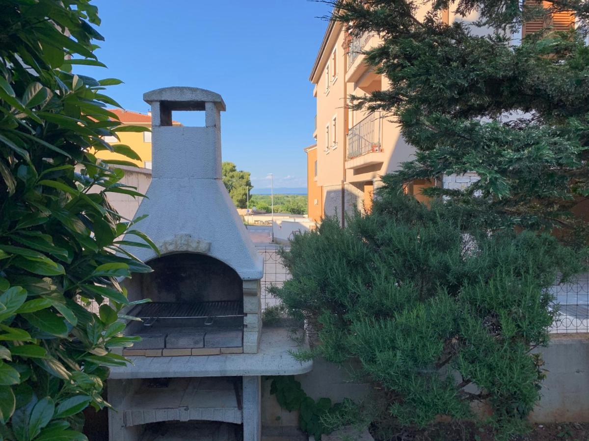 Villa Istriana Ližnjan Εξωτερικό φωτογραφία