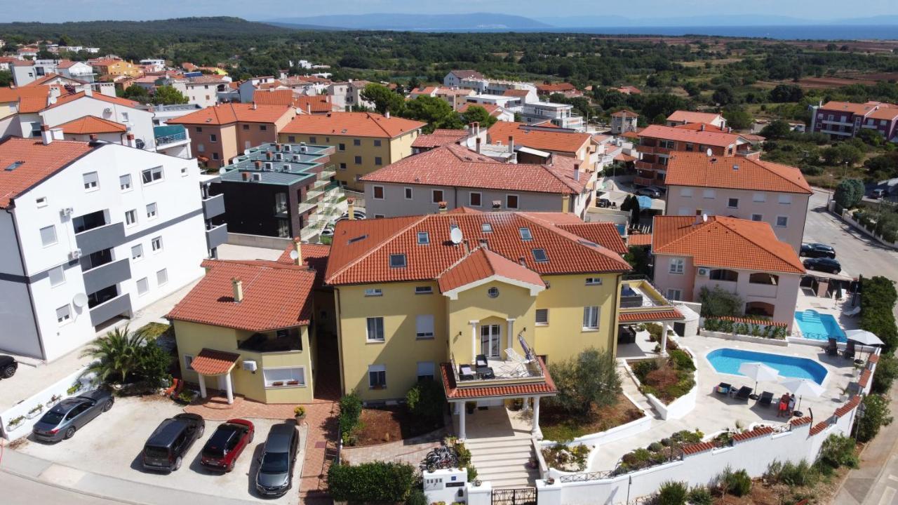 Villa Istriana Ližnjan Εξωτερικό φωτογραφία