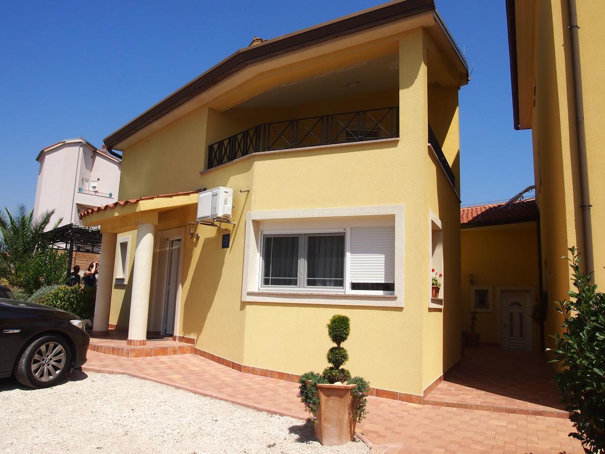 Villa Istriana Ližnjan Εξωτερικό φωτογραφία